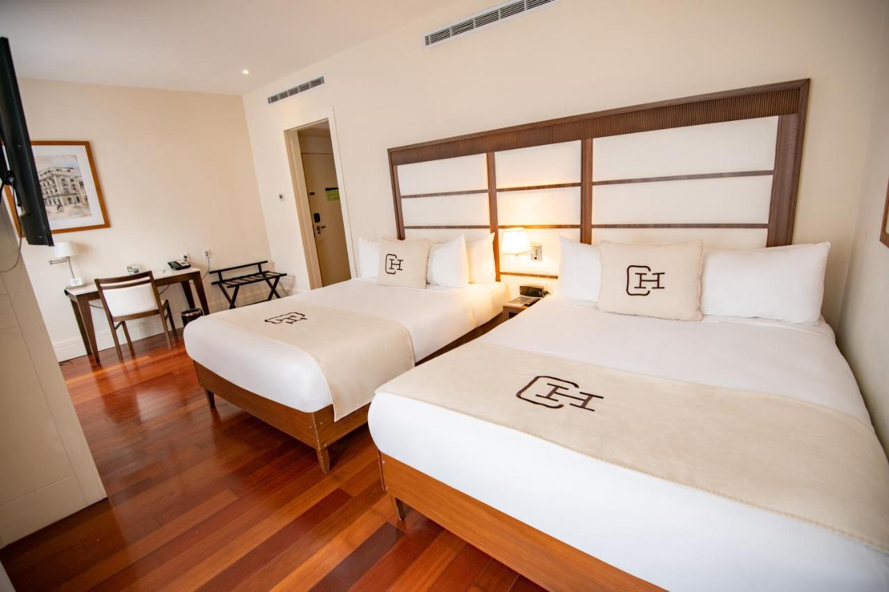 Central Hotel Panama Casco Viejo Exterior photo A room at the hotel